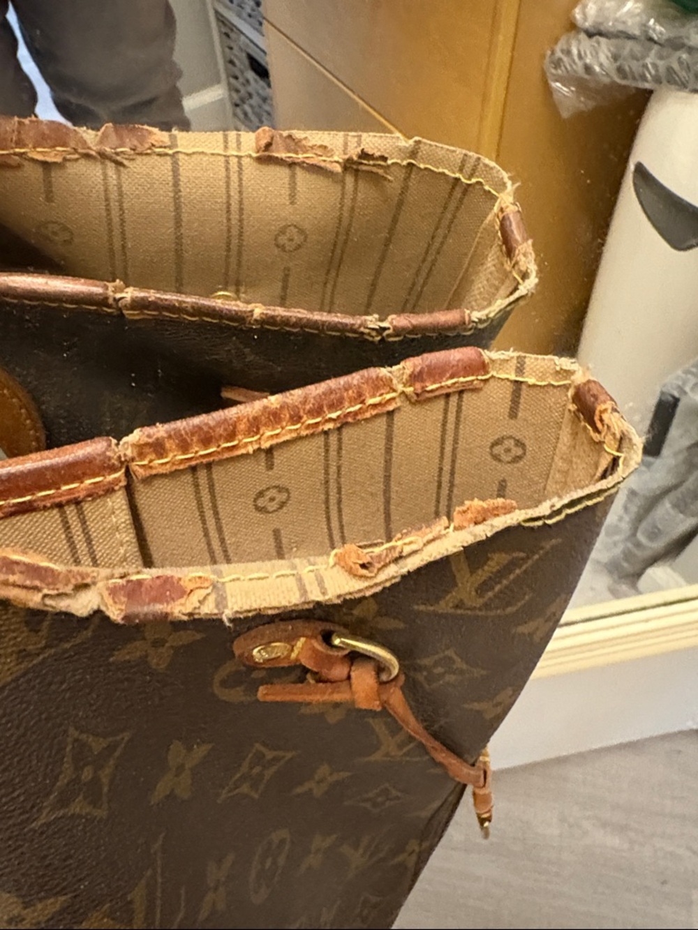 Louis Vuitton Monogram Neverfull Canvas Tote in Brown - Picture 2 of 5